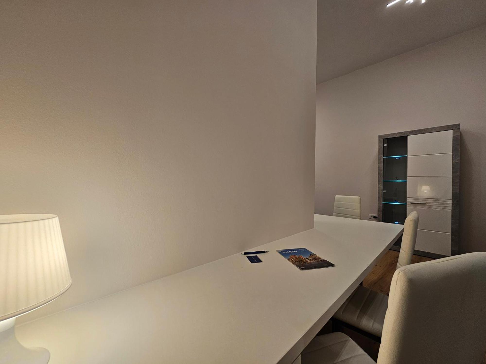 Apartment Relaxed Escape In The Old Town - App Sviti Tour As *
